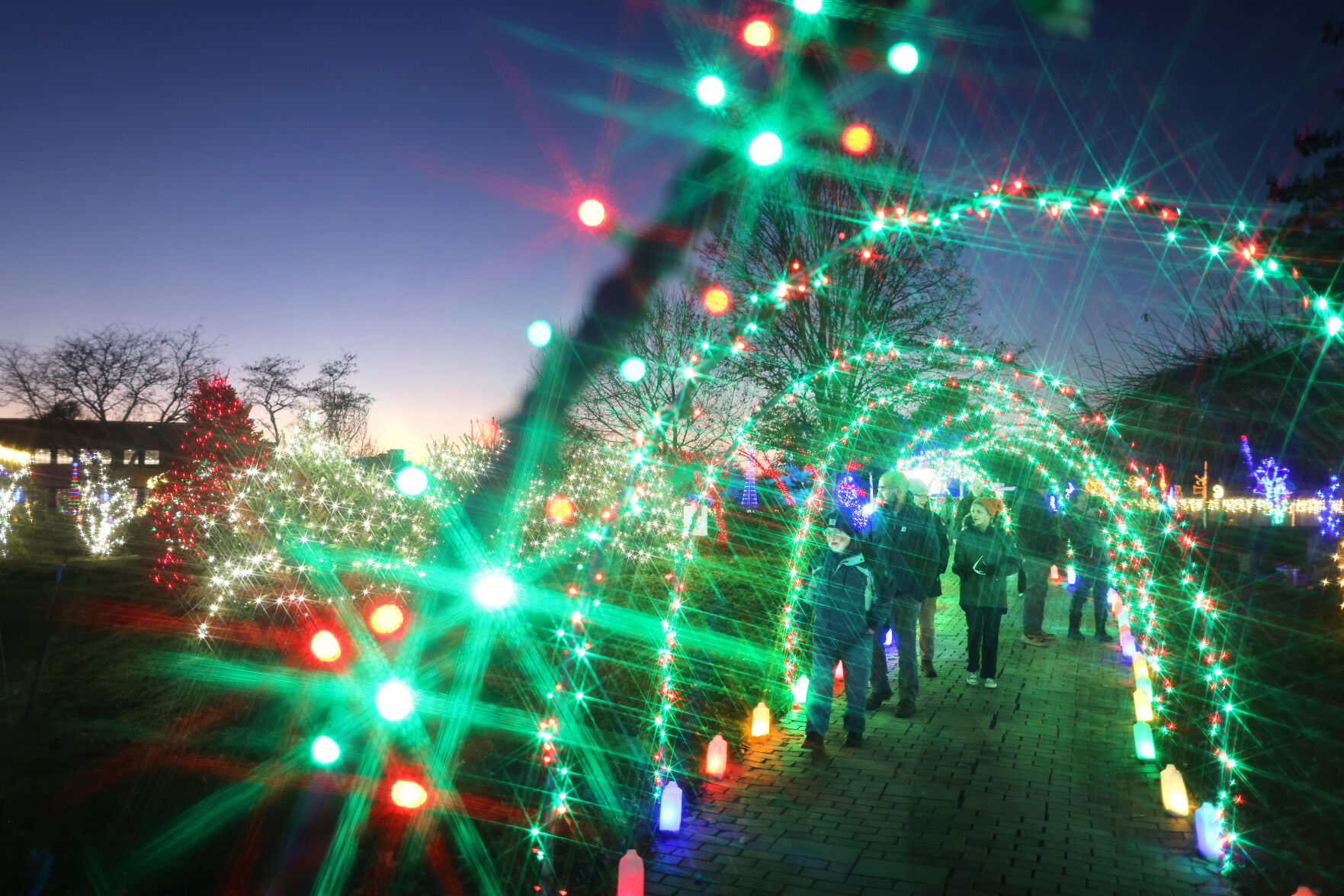 SOWI_231124_JVG_LIGHTS02.JPG